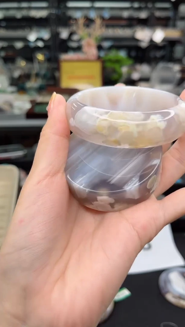 【闪购商品】石英质玉手镯未镶嵌58圈口（赠品镯心）3571240