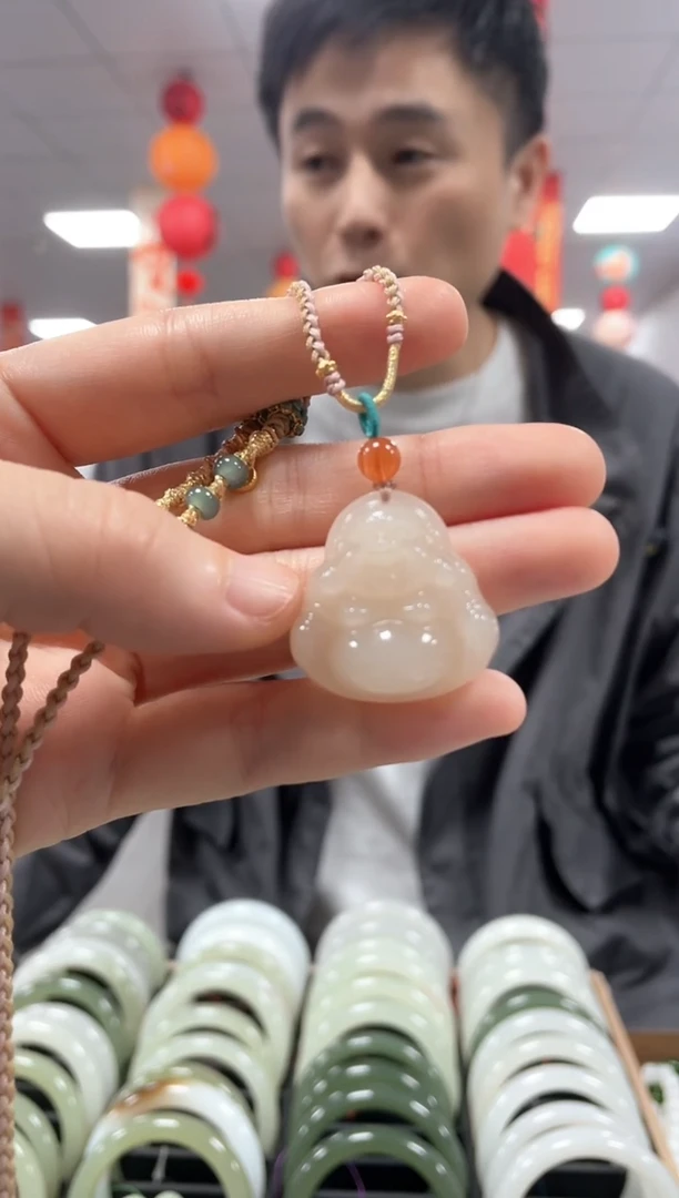 【闪购商品】和田玉颈饰未镶嵌藕粉挂件一件