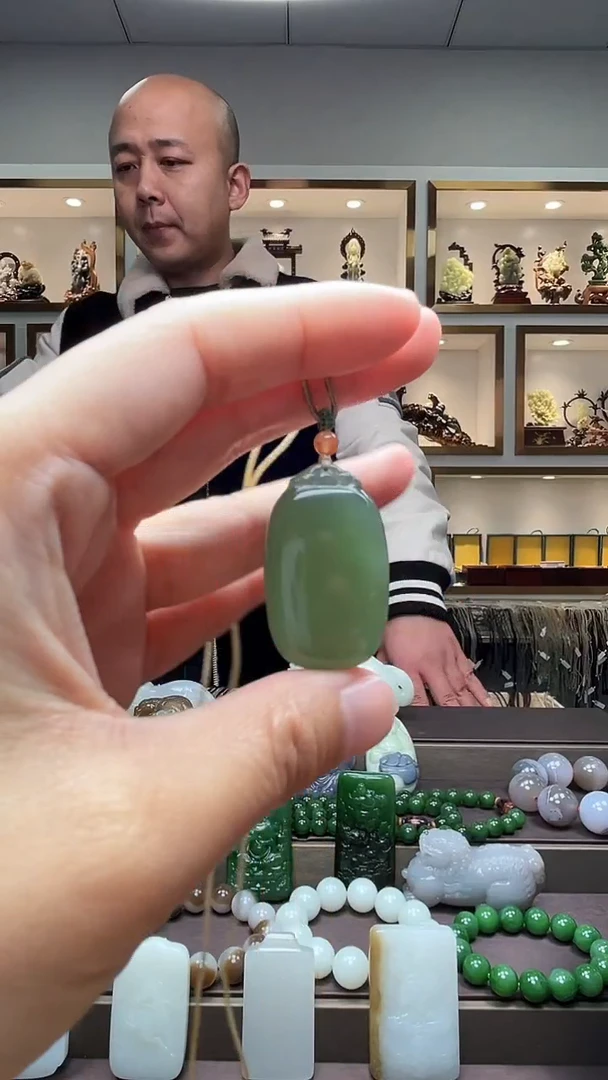 【闪购商品】和田玉颈饰未镶嵌苏