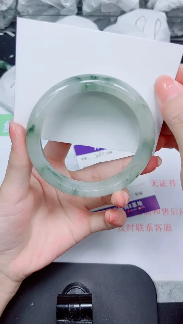 石英质玉手镯未镶嵌280-62