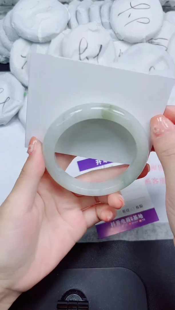 石英质玉手镯未镶嵌235-60