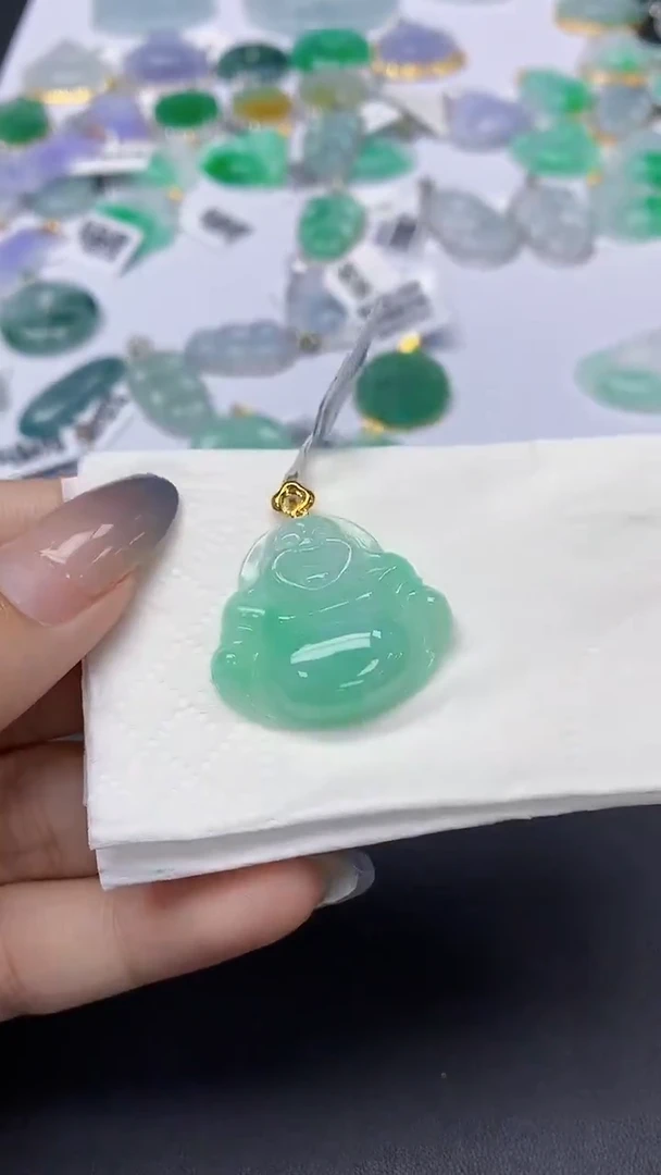 翡翠18K金镶嵌颈饰天然缅甸a货翡翠