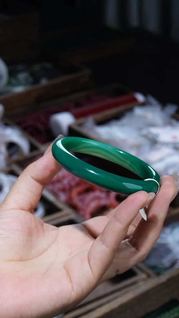 【闪购商品】玛瑙/玉髓镯子未镶嵌02  60.6圈口