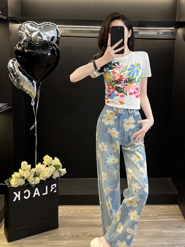 港风花色牛仔裤女秋季宽松复古印花设计感小众牛仔裤女款秋季薄款