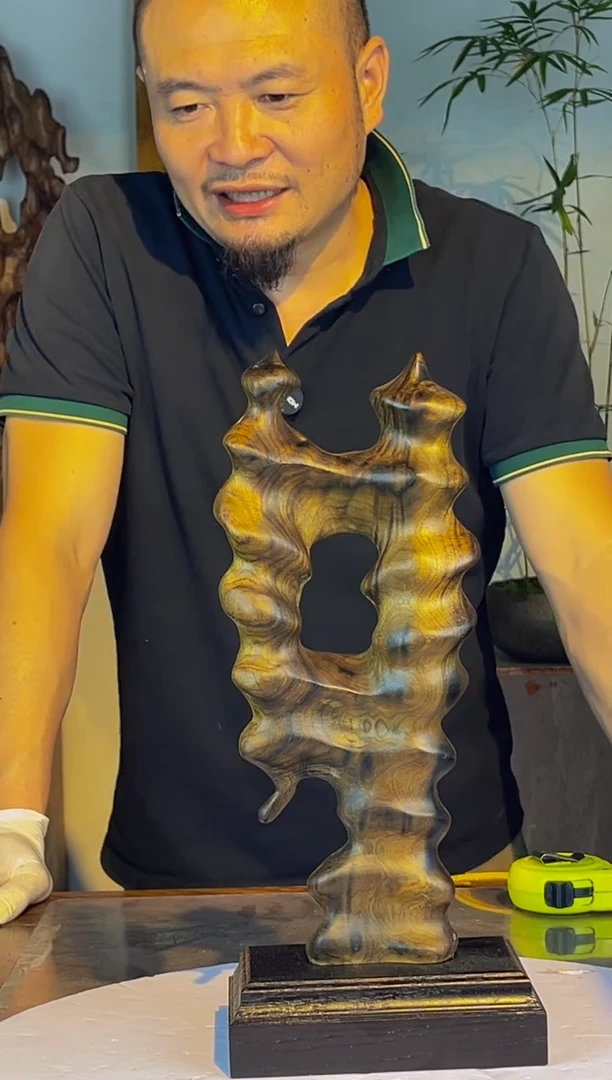 金丝楠用****9000金丝楠自然随型摆件