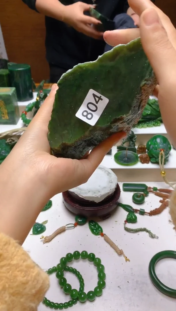 未镶嵌和田玉珠宝半成品1