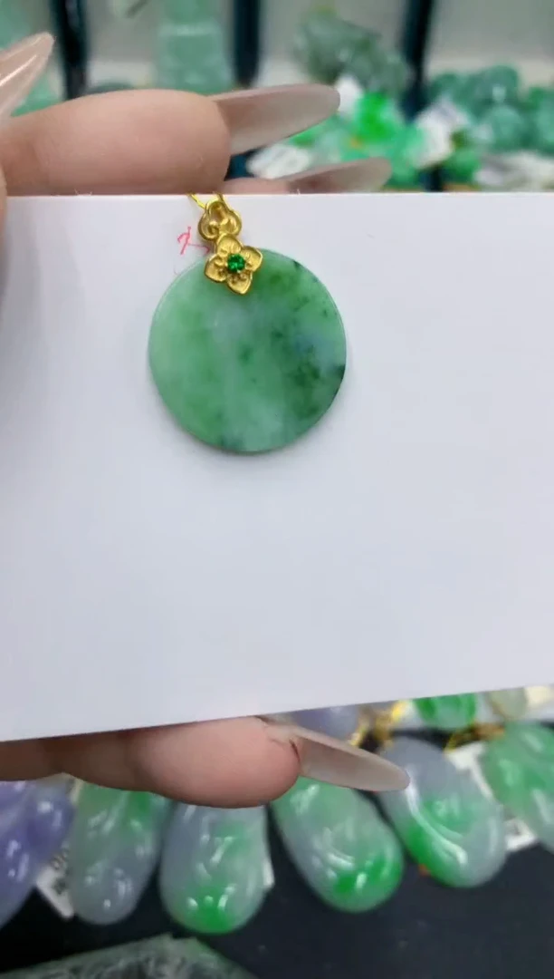 翡翠未镶嵌颈饰号链接111111111