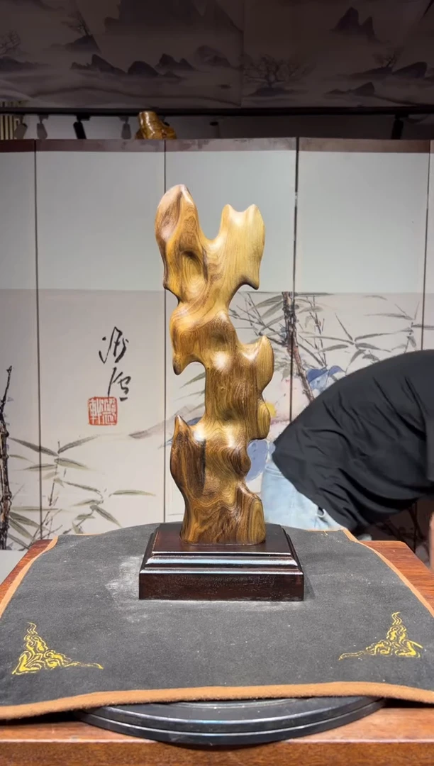 乌木类木质文玩艺术摆件