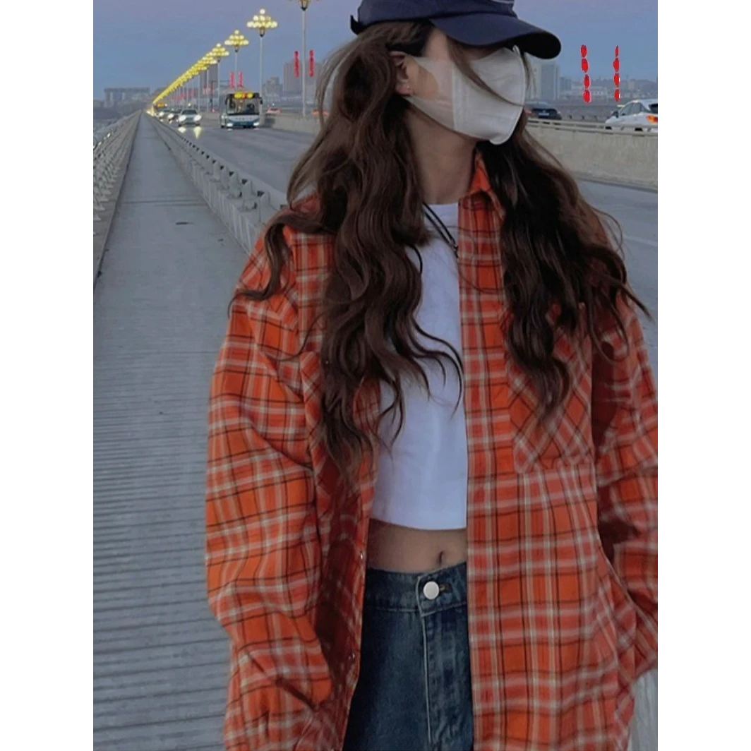 春夏新款韩版橘红色格纹显白度假风长袖衬衫女洋气防晒衫外套上衣