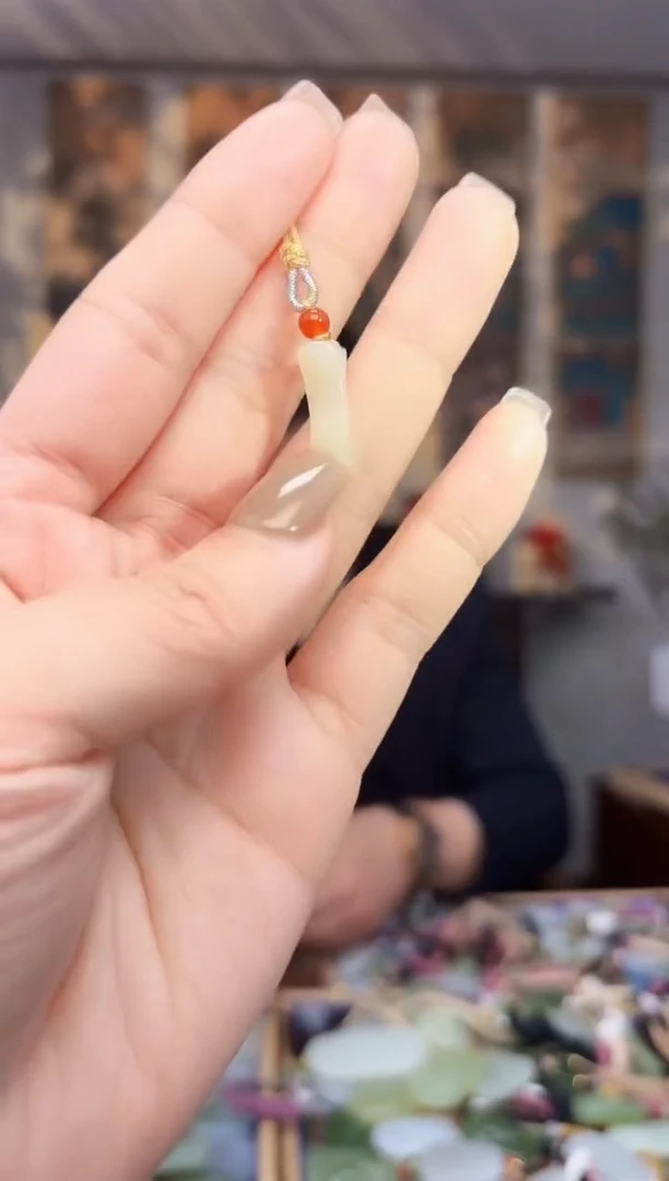 【闪购商品】和田玉挂件未镶嵌拍一发一