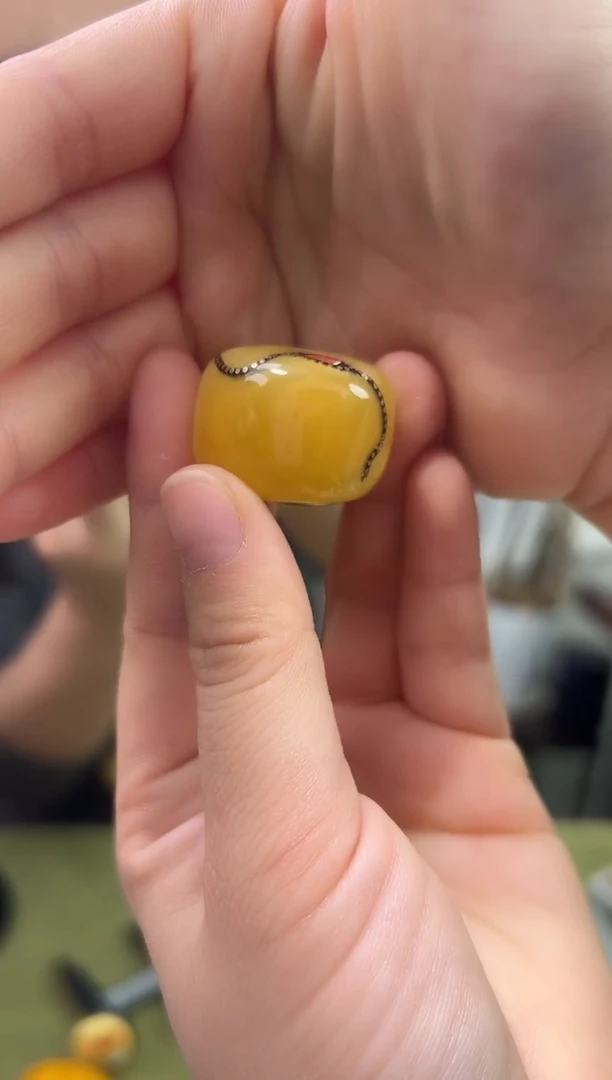 裸石琥珀未镶嵌琥珀蜜蜡吊坠