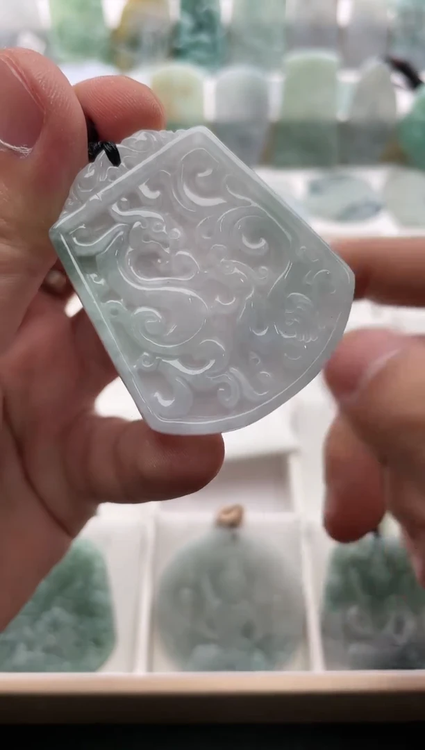 【闪购商品】翡翠颈饰未镶嵌..../2/16/ 78