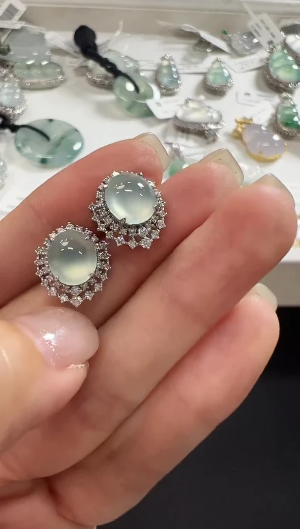 18K金镶嵌翡翠耳饰KXLIU1128-006