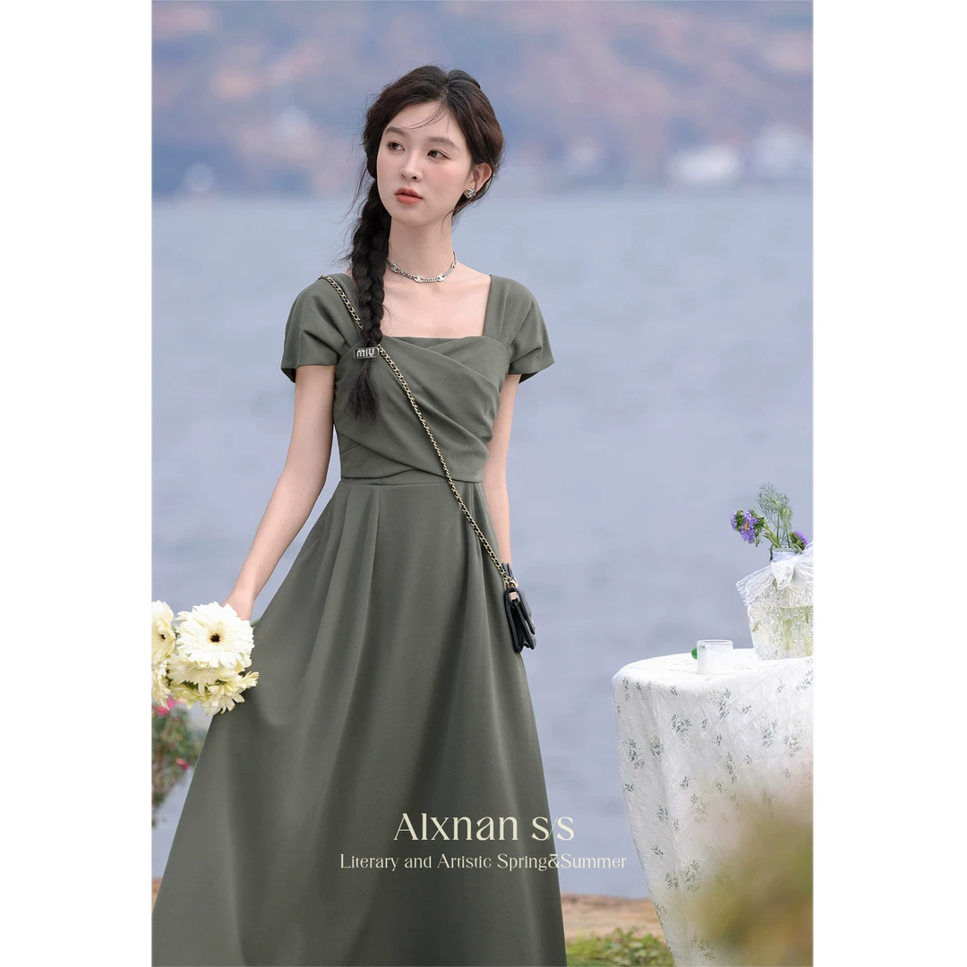 【鹿屿庄】新款方领连衣裙新款季显瘦气质短袖裙子L37031