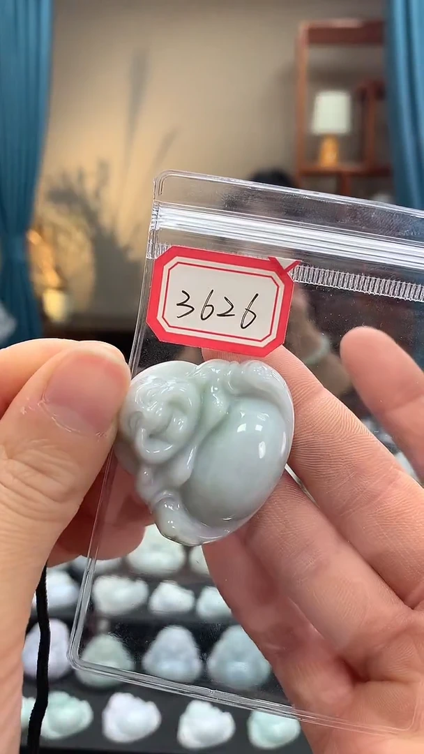 颈饰未镶嵌翡翠佛公3626