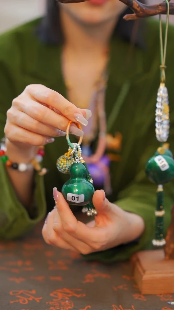 01非遗漆手艺工天然葫芦文玩福禄