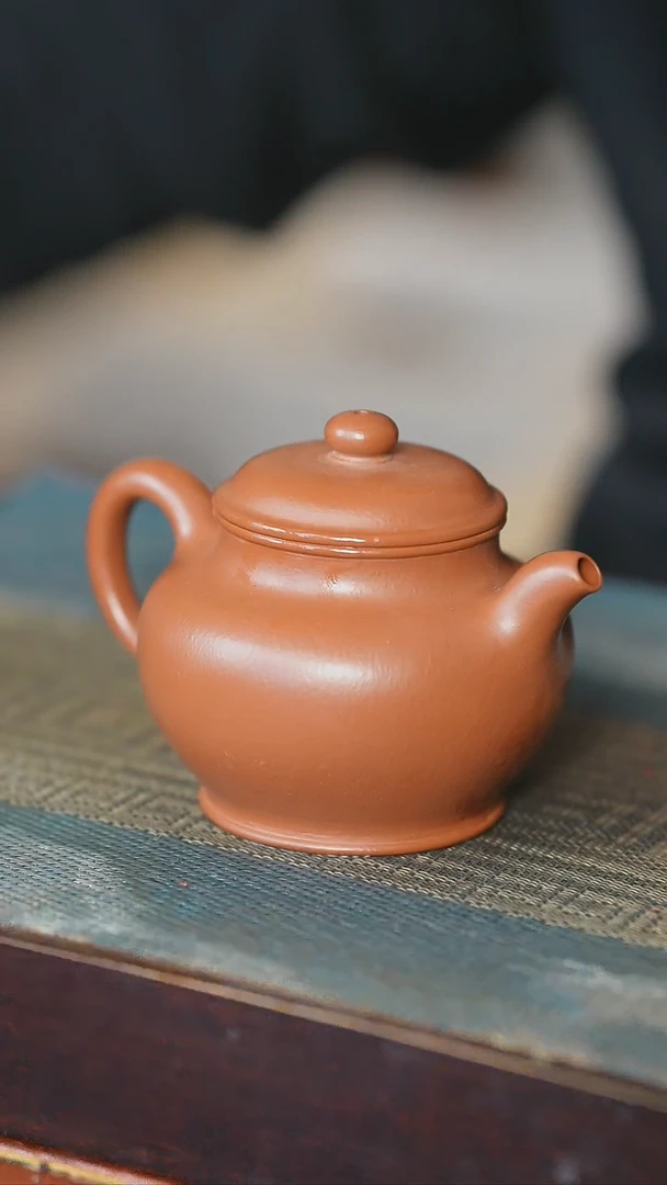 【闪购商品】喀左紫砂真不错，主播就是做壶的