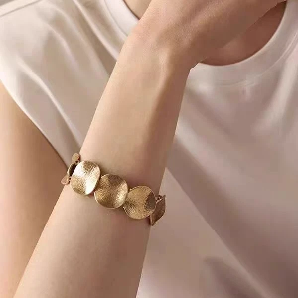 合金耳饰 【UU】小众轻奢2025新款时尚潮流高级感复古手镯EY5027