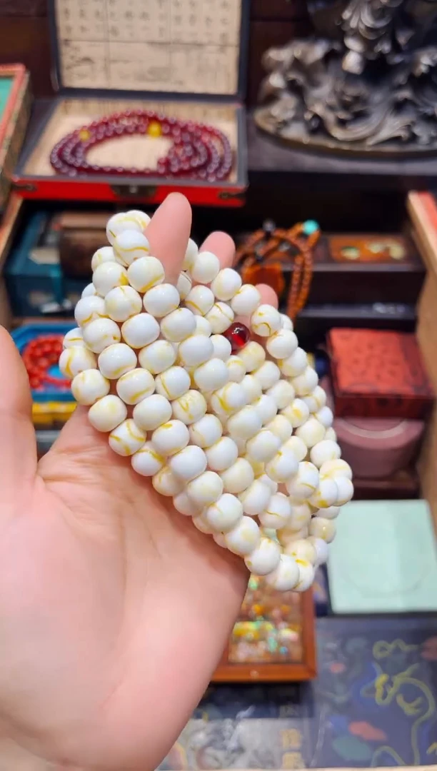 【闪购商品】蜜蜡裸石未镶嵌欣妹专属精选链接c68688