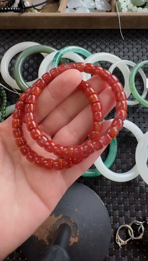 未镶嵌手串南红玛瑙直切8*7多样性拍一发一