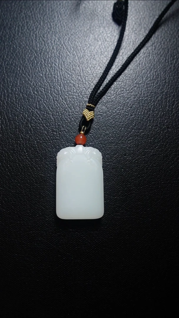 颈饰未镶嵌和田玉无事牌