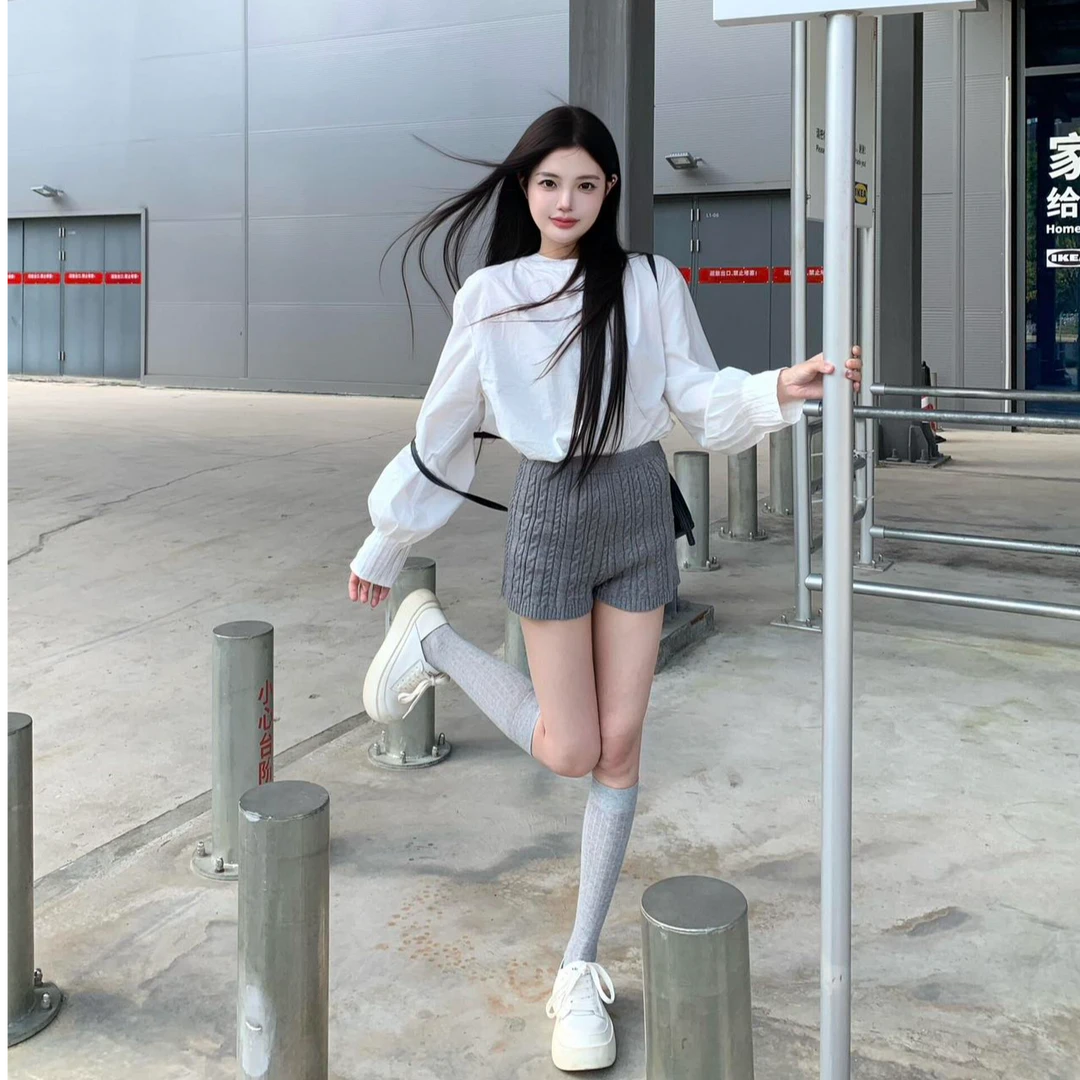 时尚套装2025秋季简约温柔甜美风百搭上衣性感辣妹外穿短裤百搭女