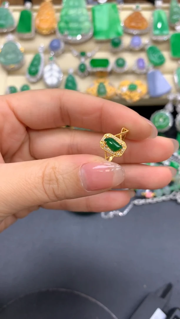 【闪购商品】翡翠戒指18K金镶嵌262-中国好珍宝