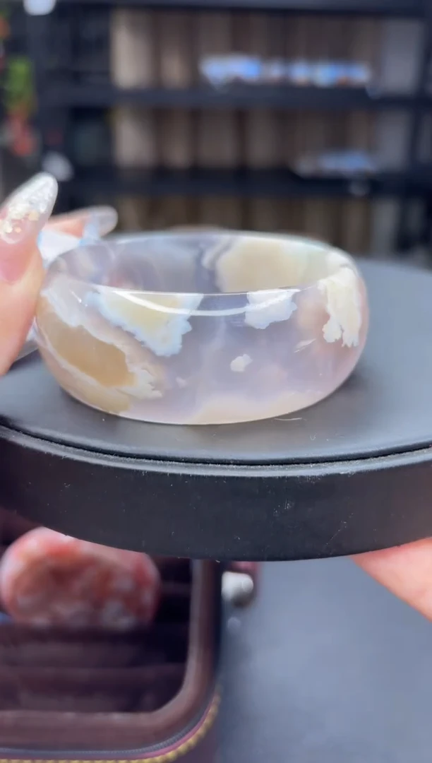 石英质玉手镯未镶嵌81(60圈)