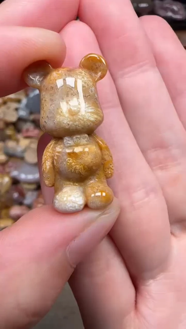 颈饰未镶嵌硅化珊瑚（珊瑚玉）156