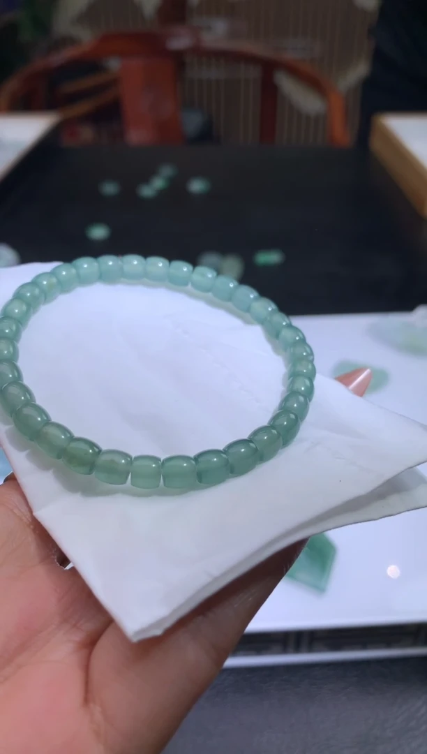 未镶嵌定制翡翠余*翡翠