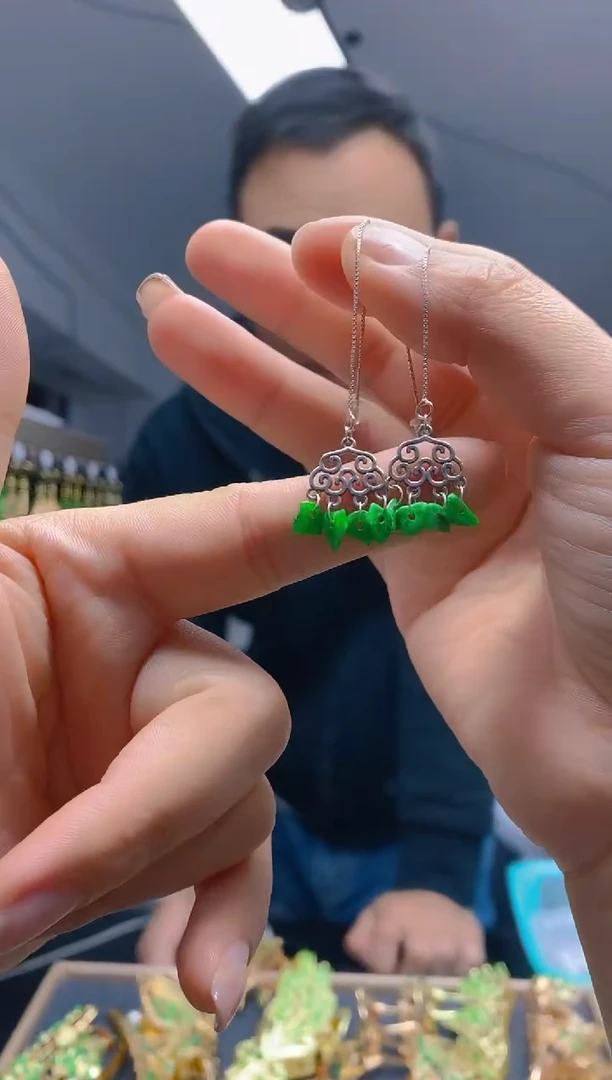 【闪购商品】翡翠耳饰银S925镶嵌0179翡翠耳线