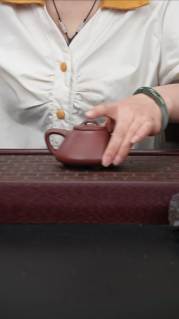 茶壶紫砂llj 底槽青 子冶石瓢