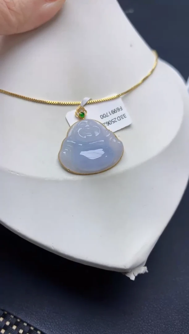 翡翠18K金镶嵌颈饰天然缅甸A货翡翠
