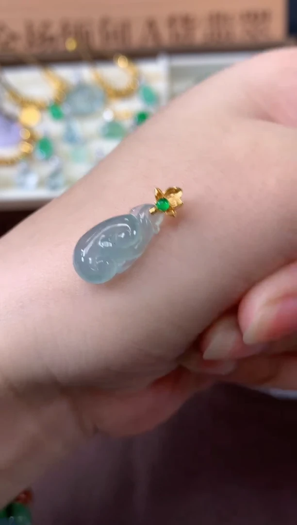 吊坠(不含链)18K金镶嵌翡翠A630|580