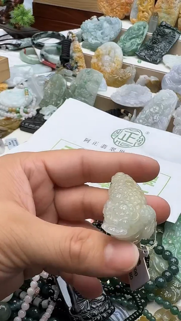 颈饰未镶嵌翡翠翡翠