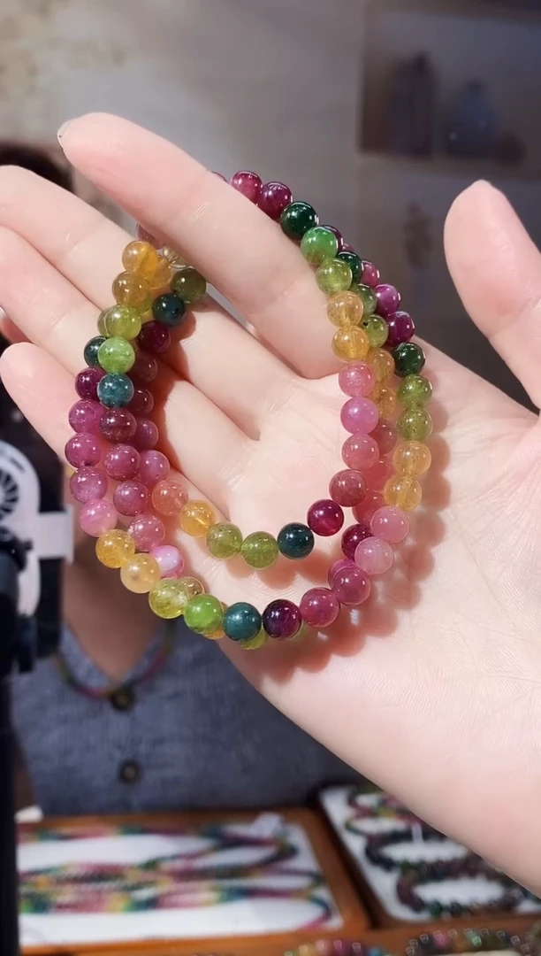 未镶嵌手链碧玺三圈颜色微差