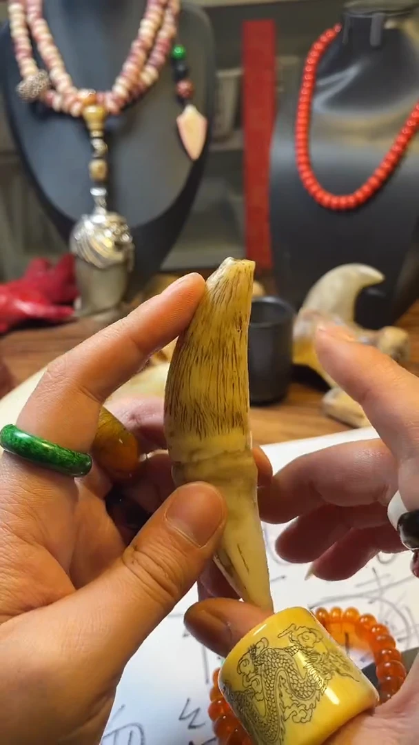 【闪购商品】滴血莲花菩提吊坠工艺品WW128