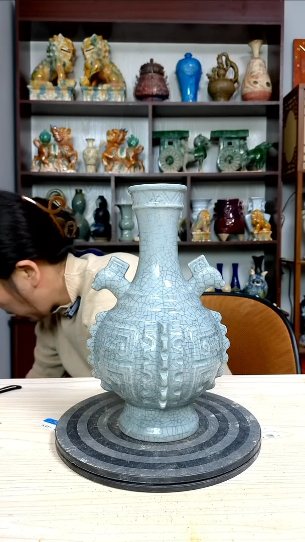 经典精美复古风格瓷器