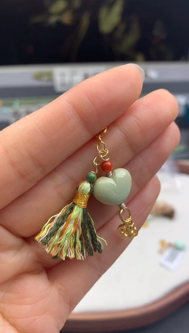 未镶嵌挂件南红玛瑙茜.A311