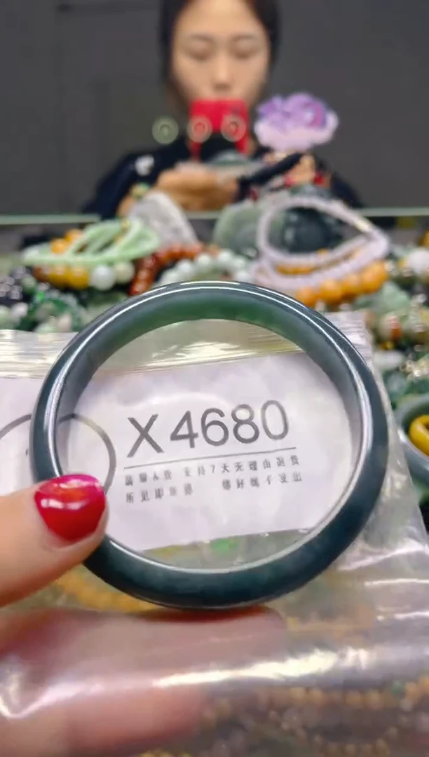 颈饰未镶嵌翡翠/X/翡翠A货，一件也是批发价