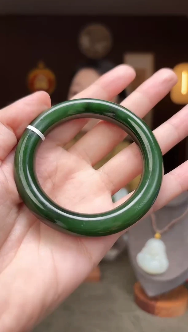 未镶嵌和田玉把件晴*见Z22-手镯