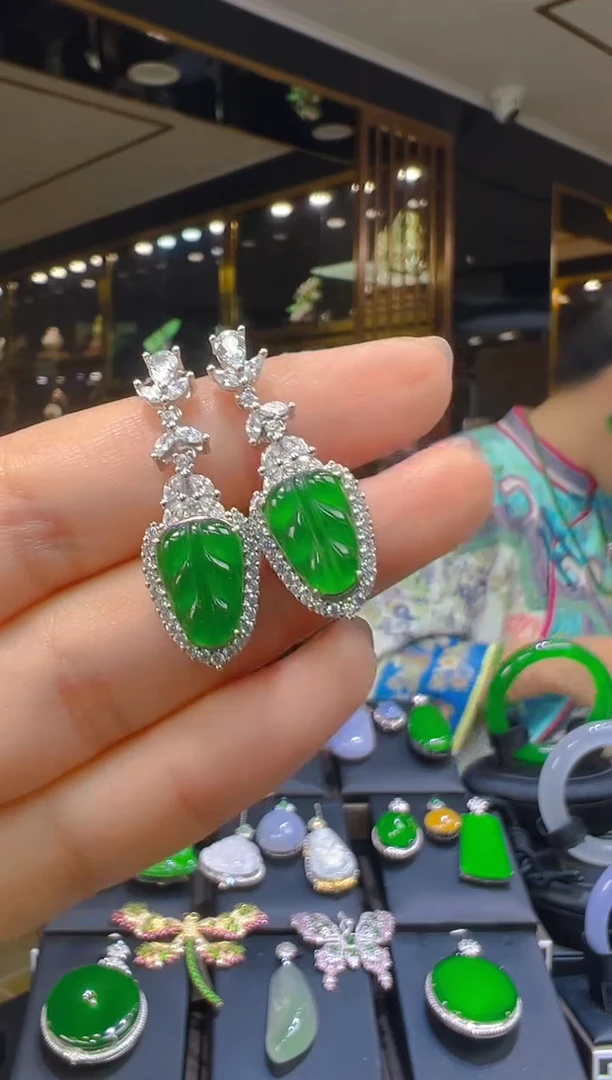 翡翠银S925镶嵌耳饰320(多样性发货发其一)