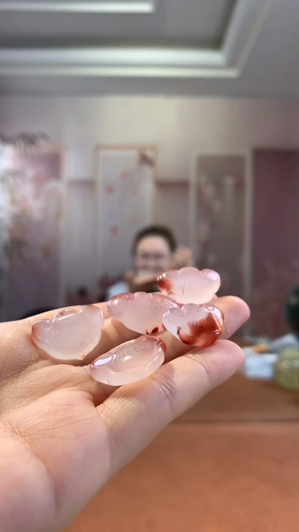 未镶嵌南红玛瑙挂件冰飘南红小锁多样性发其一