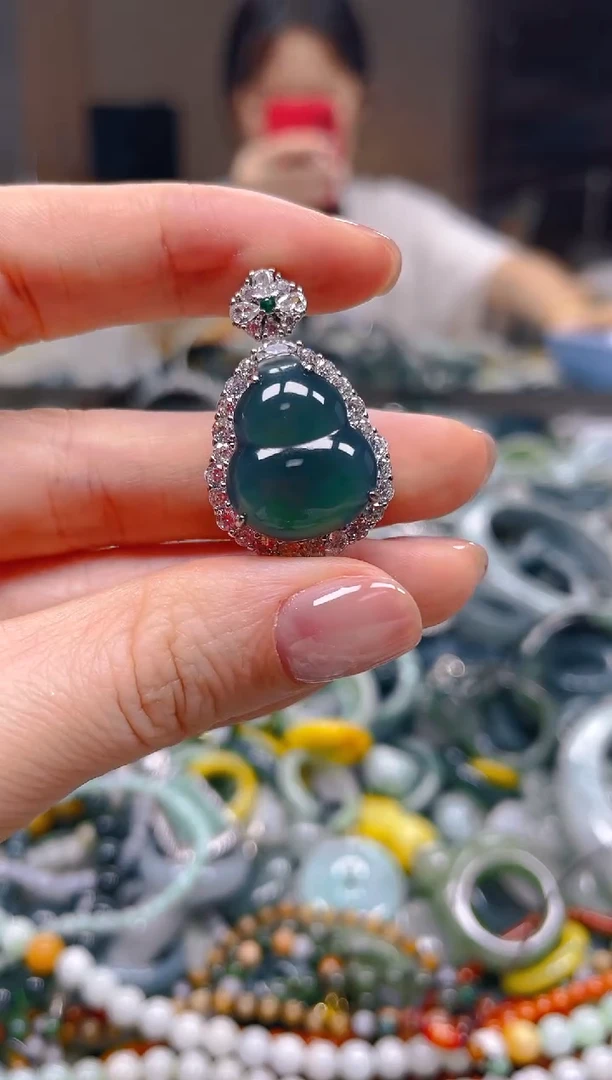 翡翠未镶嵌颈饰/K/翡翠A货一图一物