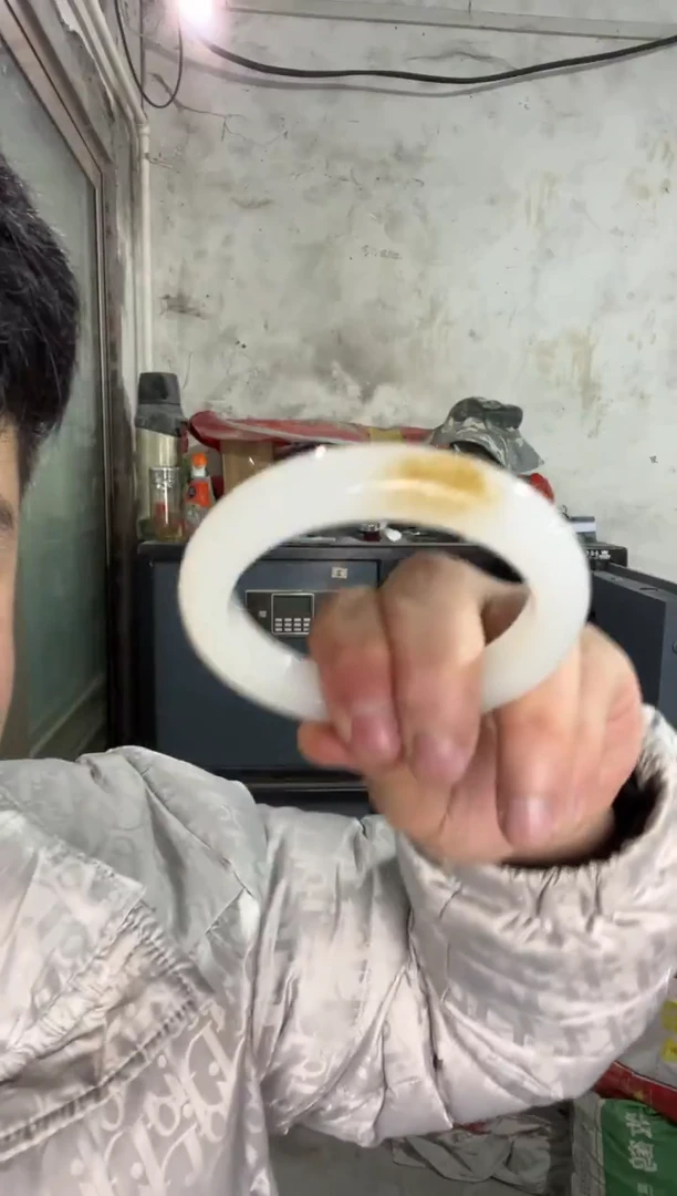 未镶嵌手镯和田玉糖料手镯圈口54
