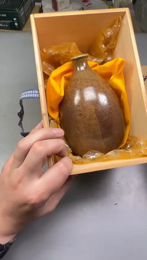 瓷片?*三679中古产品，默认微瑕，碰瓷社感谢您的支持~
