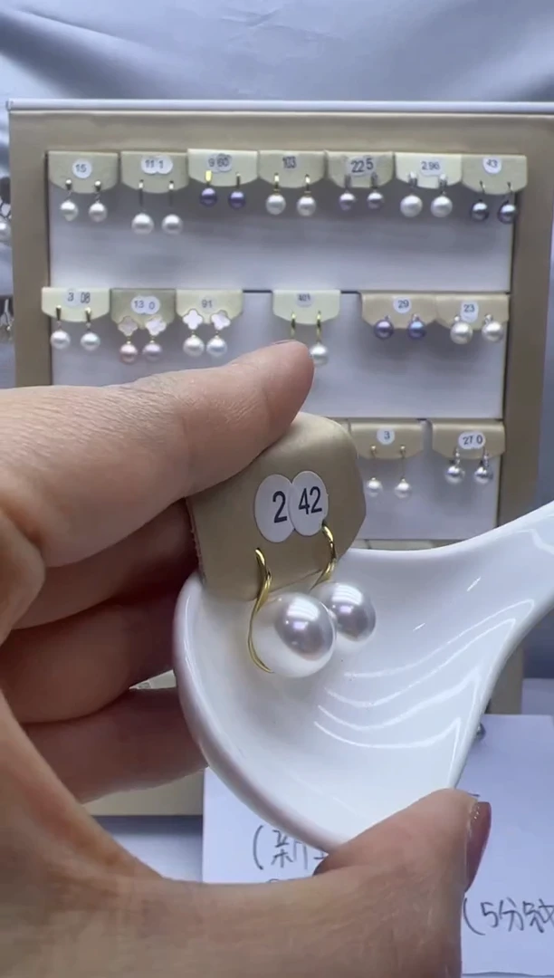 【闪购商品】淡水珍珠耳饰银S925镶嵌242