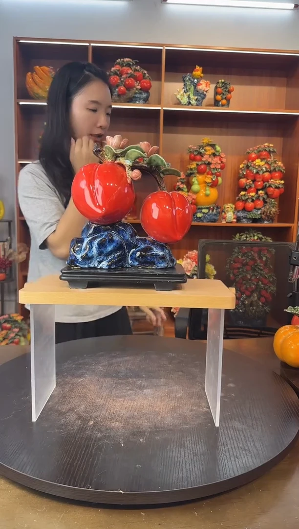陶瓷有底座双寿桃摆件