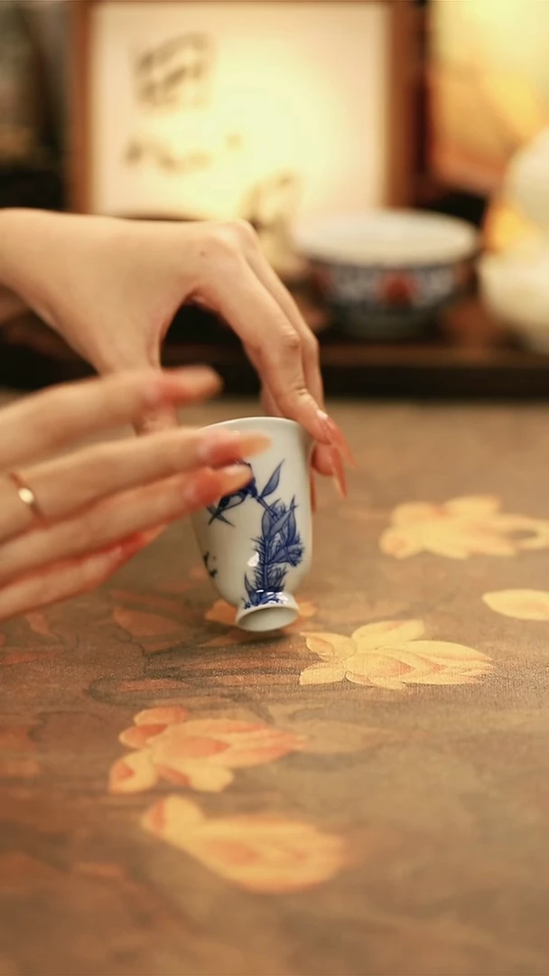 M3009/陶瓷青花单翠闻香杯