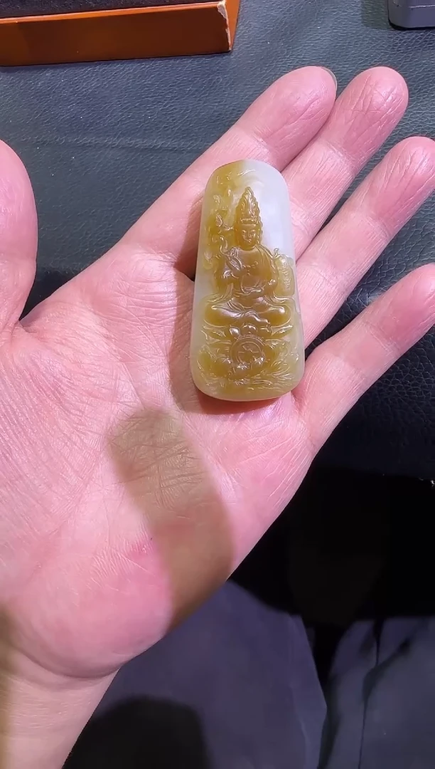 和田玉未镶嵌吊坠(不含链)金山糖白观音（产地直发）